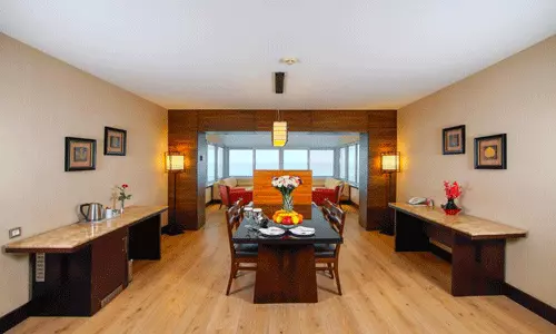 هتل لیماک لارا دلوکس اند ریزورت آنتالیا